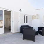A 150m De La Playa Y Piscina Privada Ferienhaus