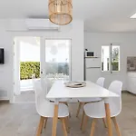 A 150m De La Playa Y Piscina Privada Ferienhaus Cala'N Bosch (Menorca)