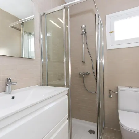 A 150m De La Playa Y Piscina Privada Ferienhaus Cala'N Bosch (Menorca)