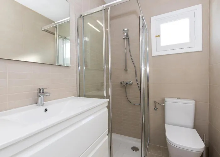 A 150m De La Playa Y Piscina Privada בית נופש קאלאן בוש