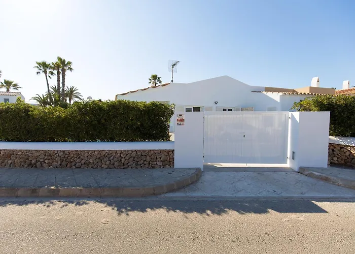 A 150m De La Playa Y Piscina Privada בית נופש