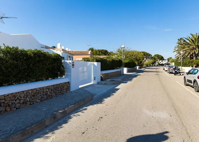 A 150m De La Playa Y Piscina Privada